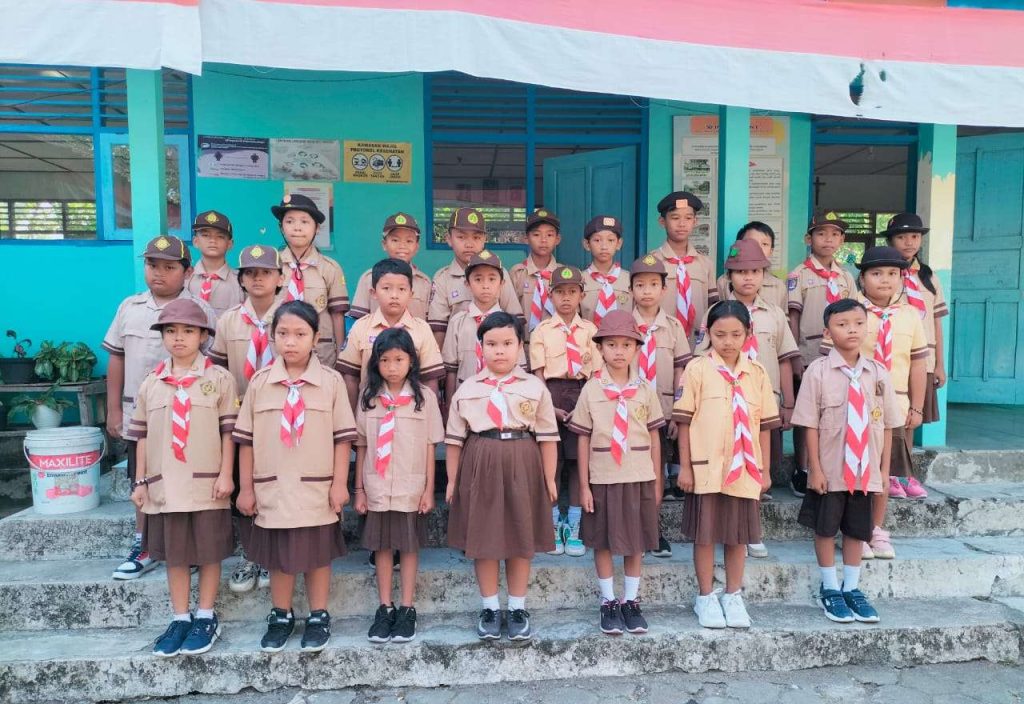 Donasi sd kanisius pulutan